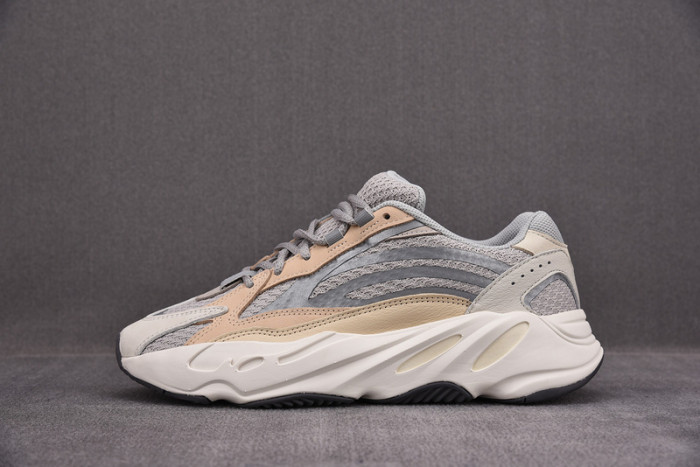 (image for) Adidas Yeezy Boost 700 V2 Cream G